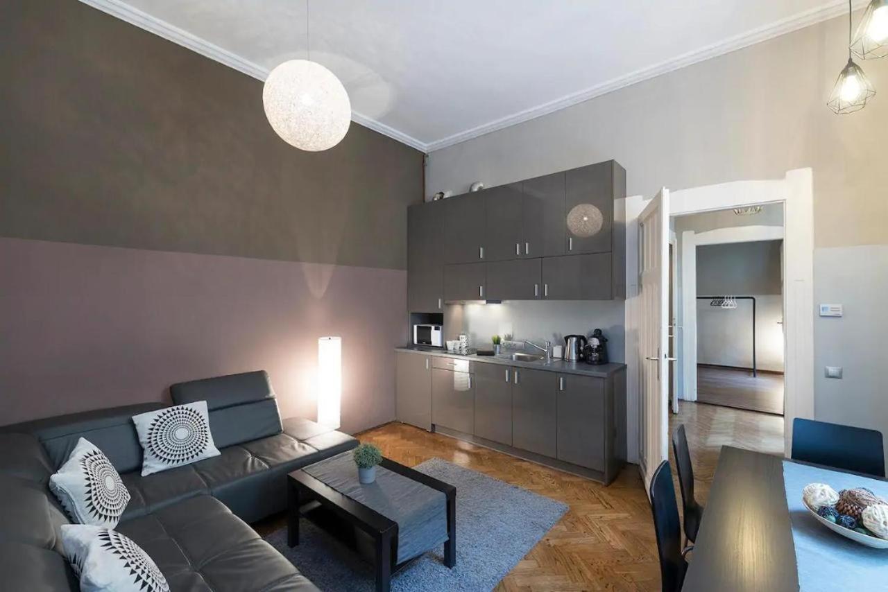 Vaci Street Apartments Будапеща Екстериор снимка